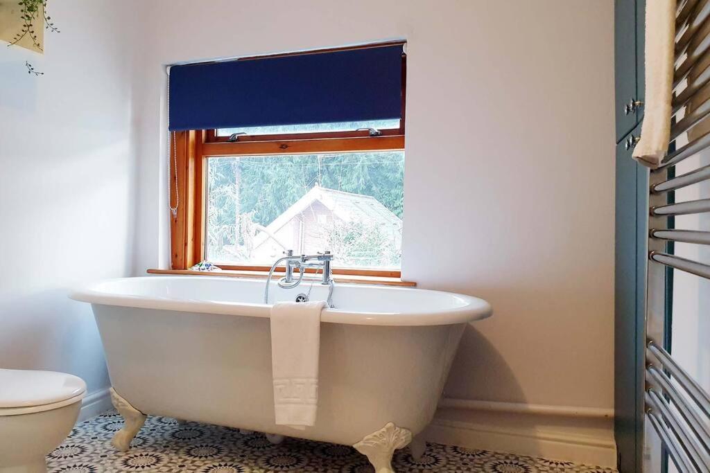 Gorgeous Victorian House Sleeps 6 In Cardiff Villa Luaran gambar