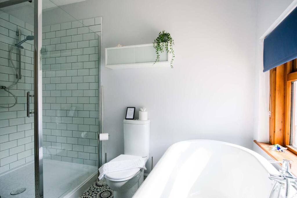 Gorgeous Victorian House Sleeps 6 In Cardiff Villa Luaran gambar