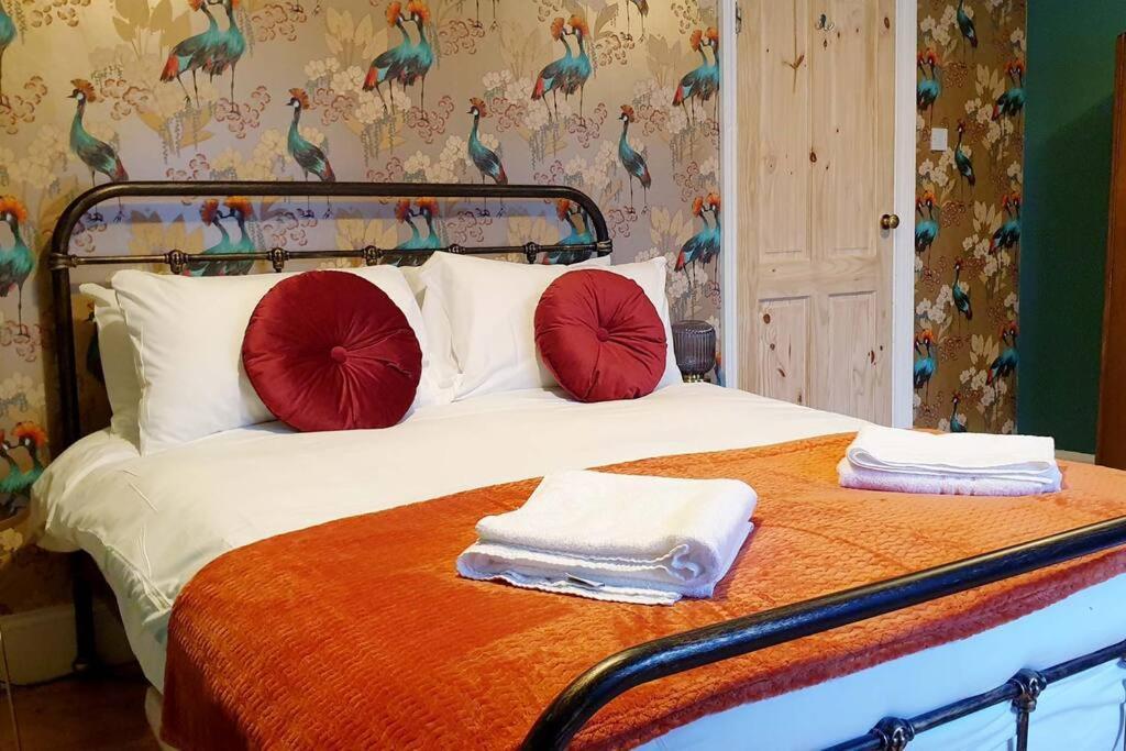 Gorgeous Victorian House Sleeps 6 In Cardiff Villa Luaran gambar